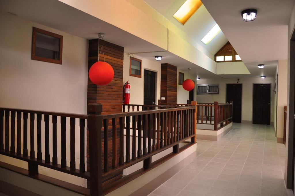 Thaphae Garden Guesthouse Чиангмай Екстериор снимка