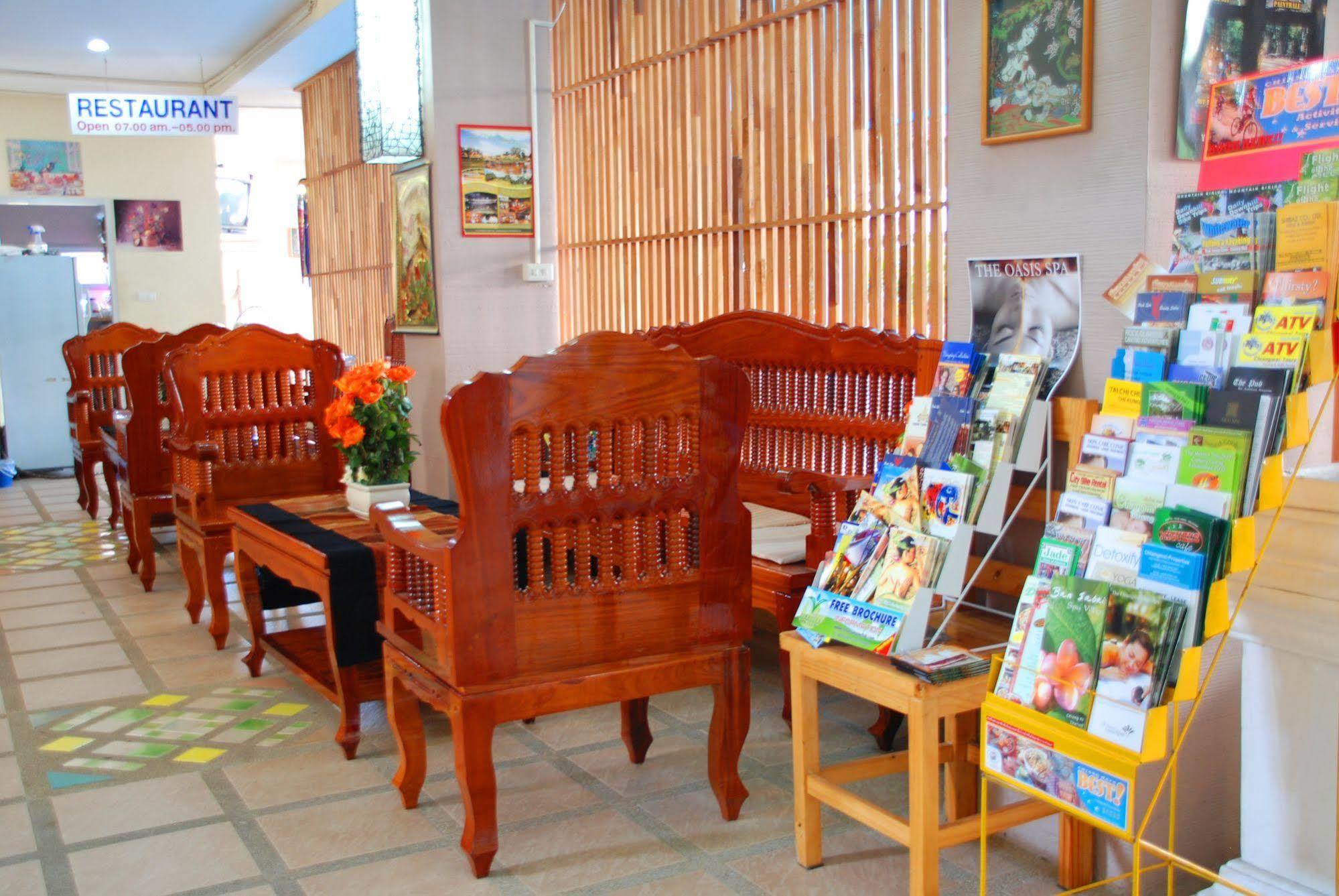 Thaphae Garden Guesthouse Чиангмай Екстериор снимка
